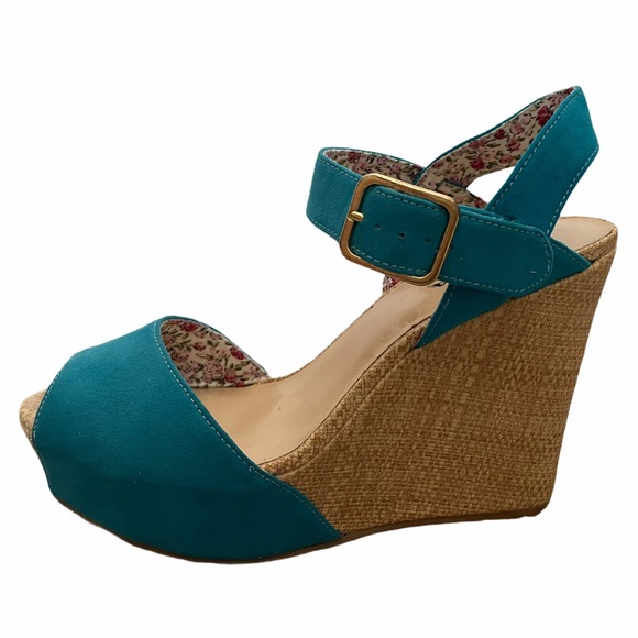 Arizona Wedge Sandals - Picture 1 of 6